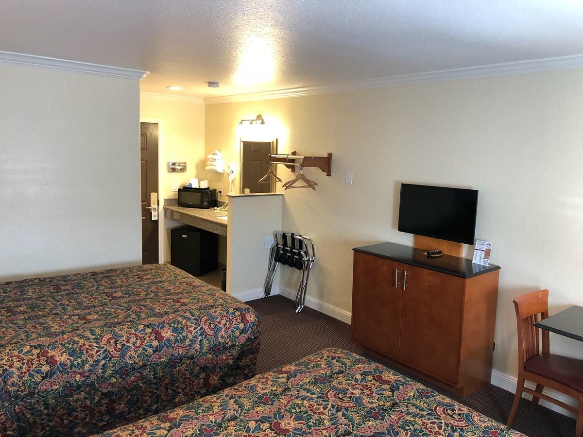 סיסייד Thunderbird Motel מראה חיצוני תמונה