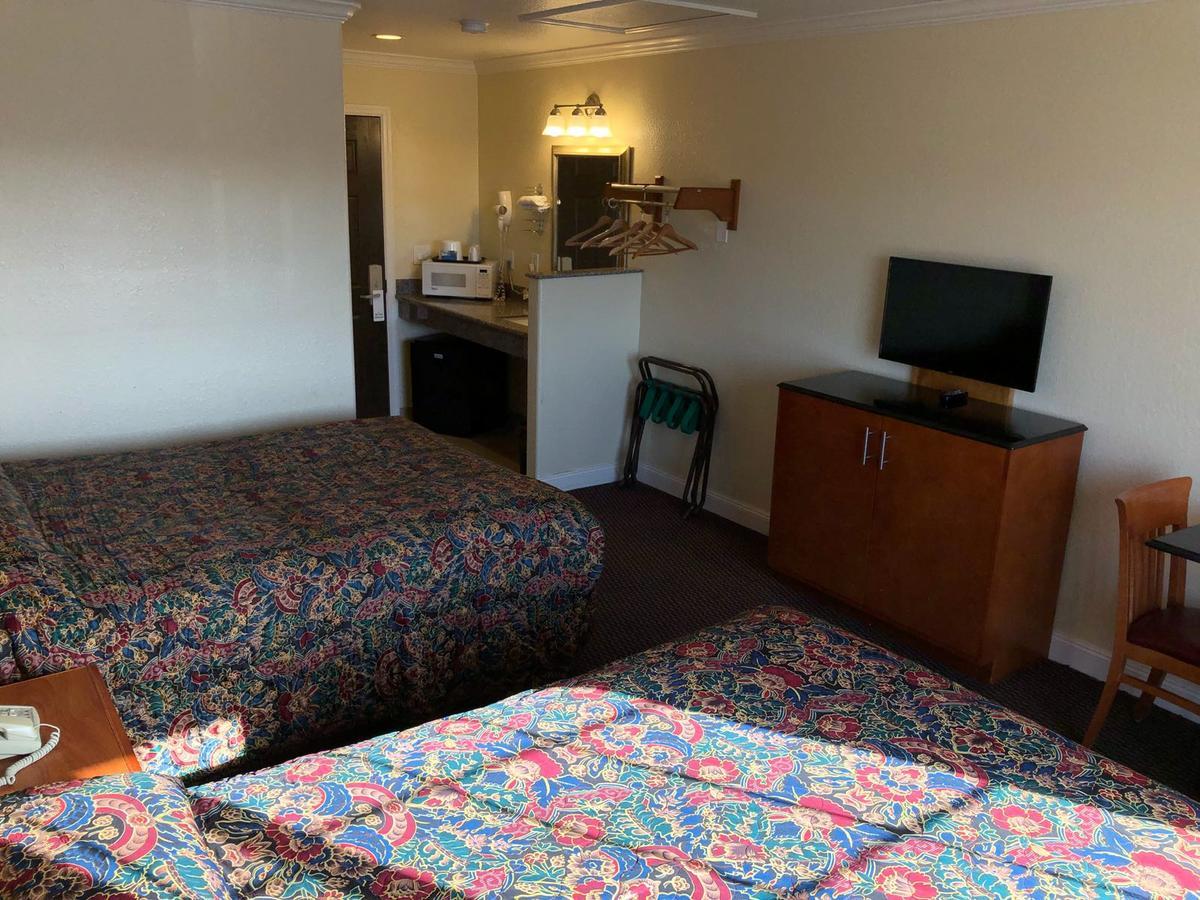 סיסייד Thunderbird Motel מראה חיצוני תמונה